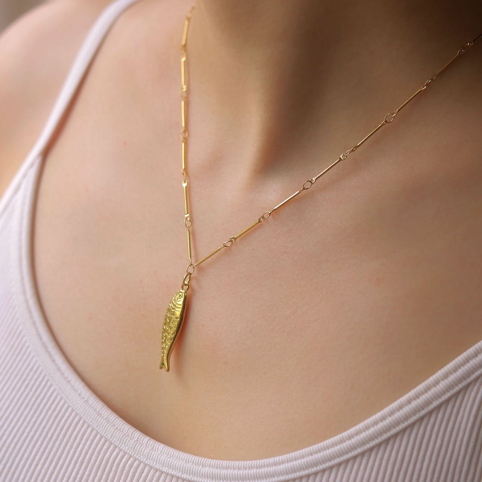 Fish Necklace | Gold